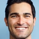 Tyler Hoechlin als Johnathan "Dells" Dellamonica