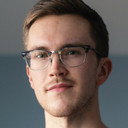 Henry Craddock als Chris