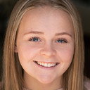 Amelia Elliott als Laniet Bain