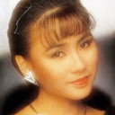 Qiu Lian Liu als Harry's Wife