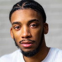 Myles Kelley als Ronni