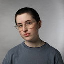 June Ritzman als Gwen O'Vere