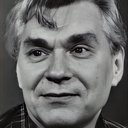 Юрий Башков als Military commissar