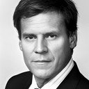 Don Stroud als Santos