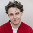 Joseph Potter als Roy