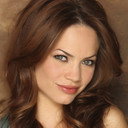 Rebecca Herbst als Sally