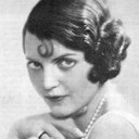 Margit Manstad als 