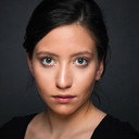 İlda Özgürel als Neva