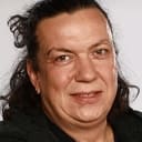 Richard Genzer als porotca