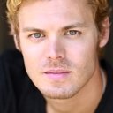 Brendan Norman als Travis