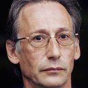 Chris Langham als Theodore Stephanides