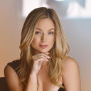 Courtney Paige als Cheryl