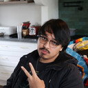 Ethan Acosta als Employee