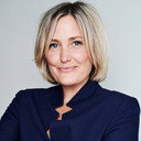 Mika Simmons als Barbara