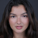 Bárbara Maia als Lara