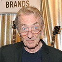 Richard Tandy als Himself - Keyboards, Synthesisers, Backing Vocals