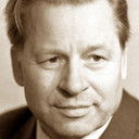 Павел Винников als Soviet Colonel