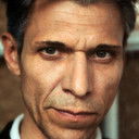 Jim van der Woude als Trinculo