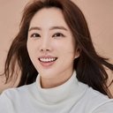 Park Ye-joo als Do-hee