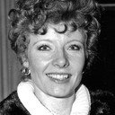 Jo Rowbottom als Betty