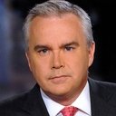 Huw Edwards als Self - Presenter