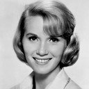 Eva Marie Saint als Willa (Adult)