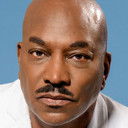 Clifton Powell als Earl Latimore