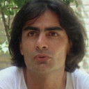 Ali Rafie als Darius