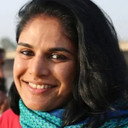 Sona Datta als Self - Presenter