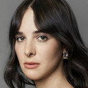 Hari Nef als Barbie