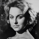 Lucía Prado als Irene Lippert