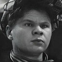 Николай Трофимов als торговец цветами