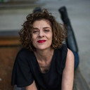 Christiane Tricerri als Vega Azevedo