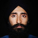 Waris Ahluwalia als M. Dino