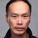 William Mychael Lee als Thai Customs Supervisor