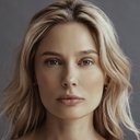 Наталья Рудова als Olga