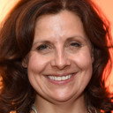 Rebecca Front als Mourner that Mr. Bean kisses