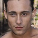 Tony Belmonte als Palace Servant