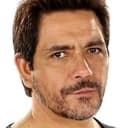 Pablo Macaya als Víctor Pizarro