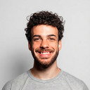 Gabriel Caballero als Julián