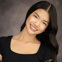 Chloe Pun als Lola (age 12)