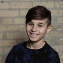 Eden Gjoka als Cody