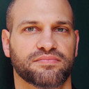 Julien Cosquéric als Agent de sécurité