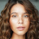Nathalie Ducheine als Linda
