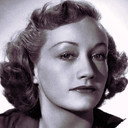 Rowena Cook als Merta Katz (as Alice Eden)