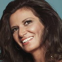 Maria Helena Velasco als Uluru