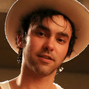 Alejandro Rose-Garcia als Edog