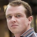 Garrett Lombard als Anton