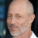 Jon Gries als Pierce