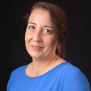 Nuray Şerefoğlu als Kader Güler